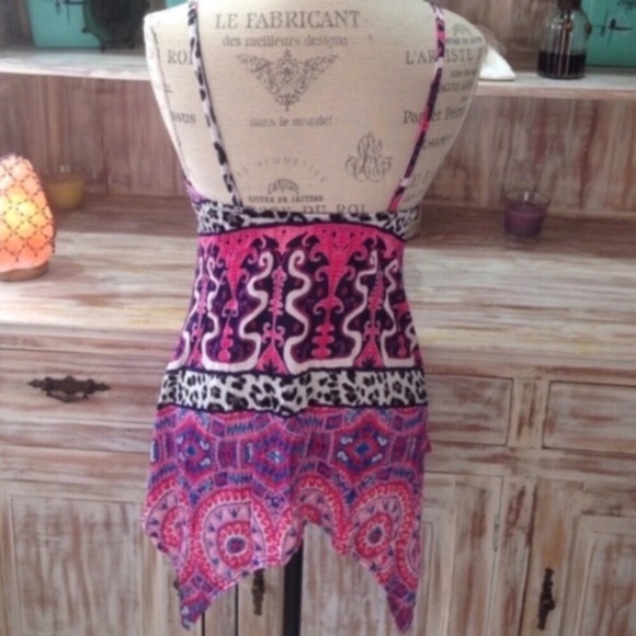 NWOT “Fresh Prints” handkerchief tunic - Picture 3 of 4